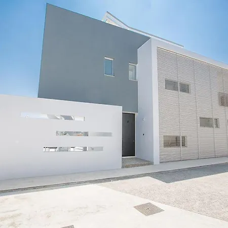 Manta Agrotikos - Stunning 3 Bedroom With Pool - Close To The Villa